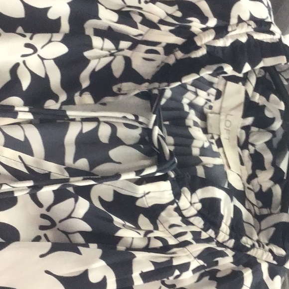 Loft Top - Picture 3 of 5